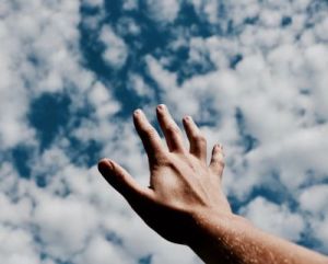 Not too Far-jeremy-perkins-7FOSJVtUtac-unsplash